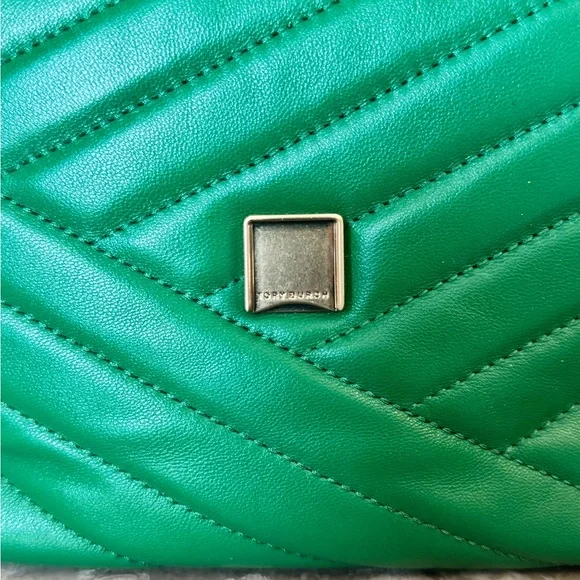 Tory Burch Small Kira Shoulder Bag – Green Leather - Picture 4 of 9